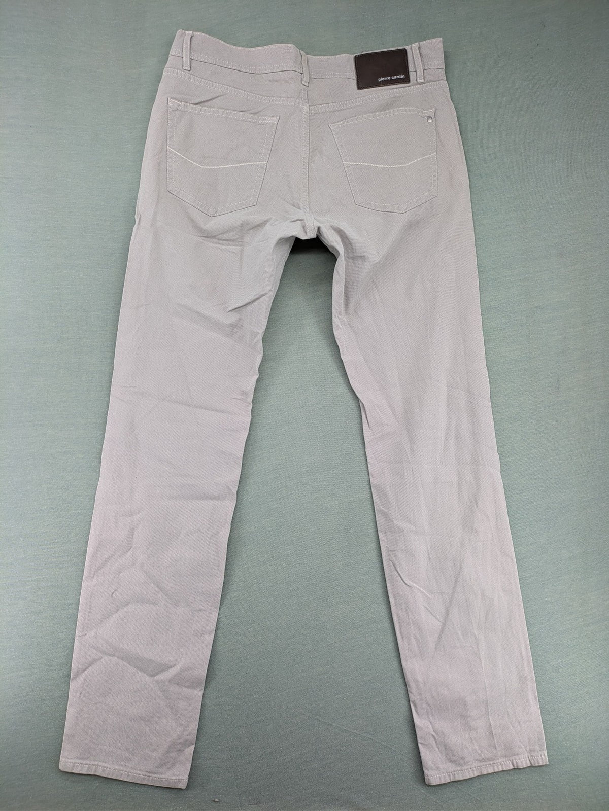 Pierre Cardin grey straight jeans W33 L34 cotton stretch with subtle logo detail.