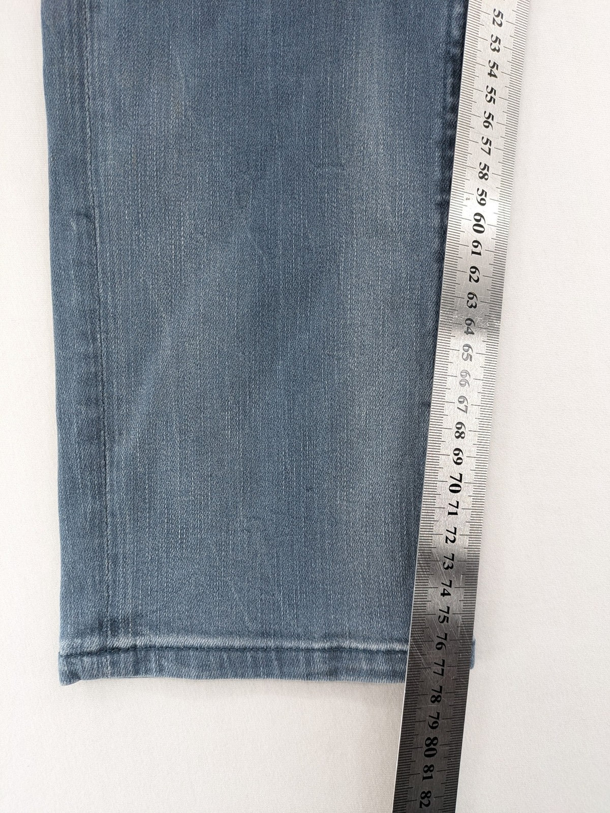 CAST IRON blue straight jeans Riser Slim Fit with classic button fly and casual wash.