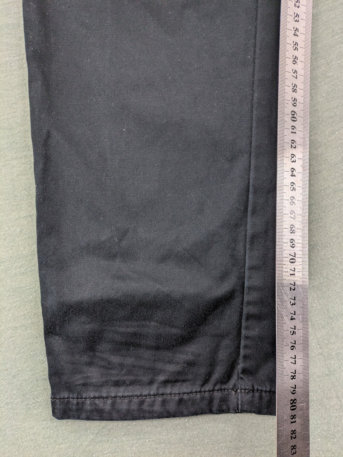 Sisley grey chino pants straight fit button fly classic style cotton material