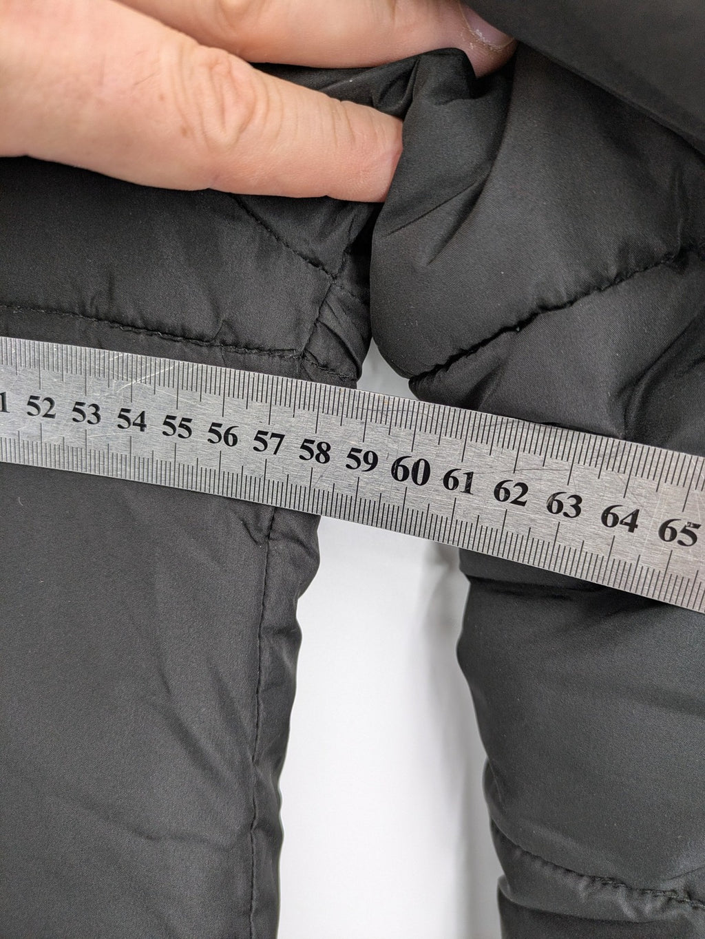 Zeeman grey quilted coat size 38 with hood and side snap buttons.
