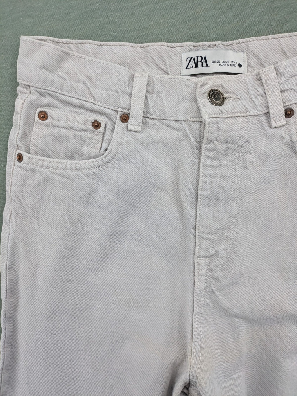 Zara grey straight jeans high waist 5-pocket design frayed hem vintage style