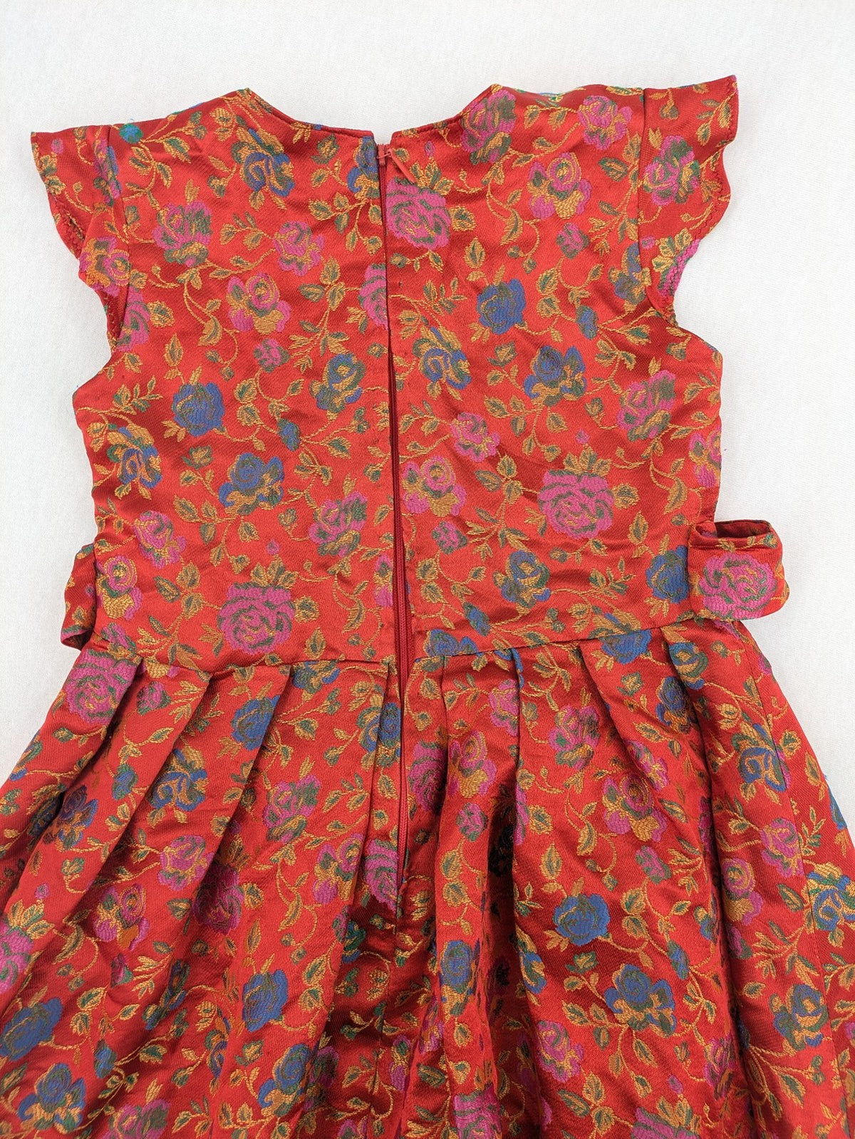 Jacquard multi A-line dress red floral jacquard pattern with matching waist tie.