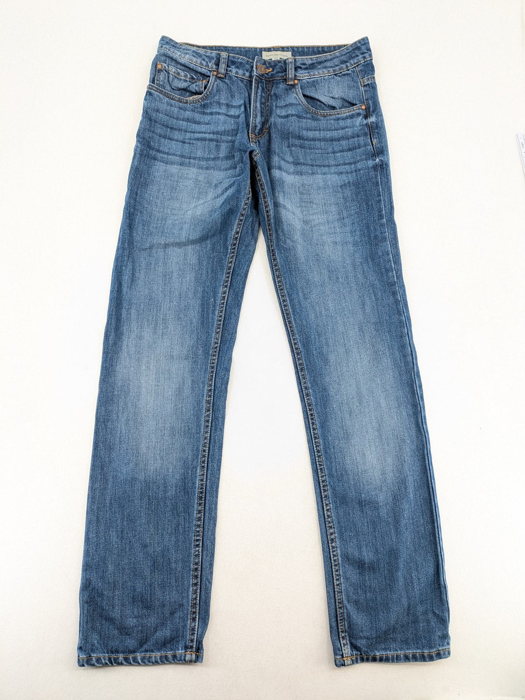 Royal Class blue straight jeans 5-pocket design, medium wash, made from organic cotton.