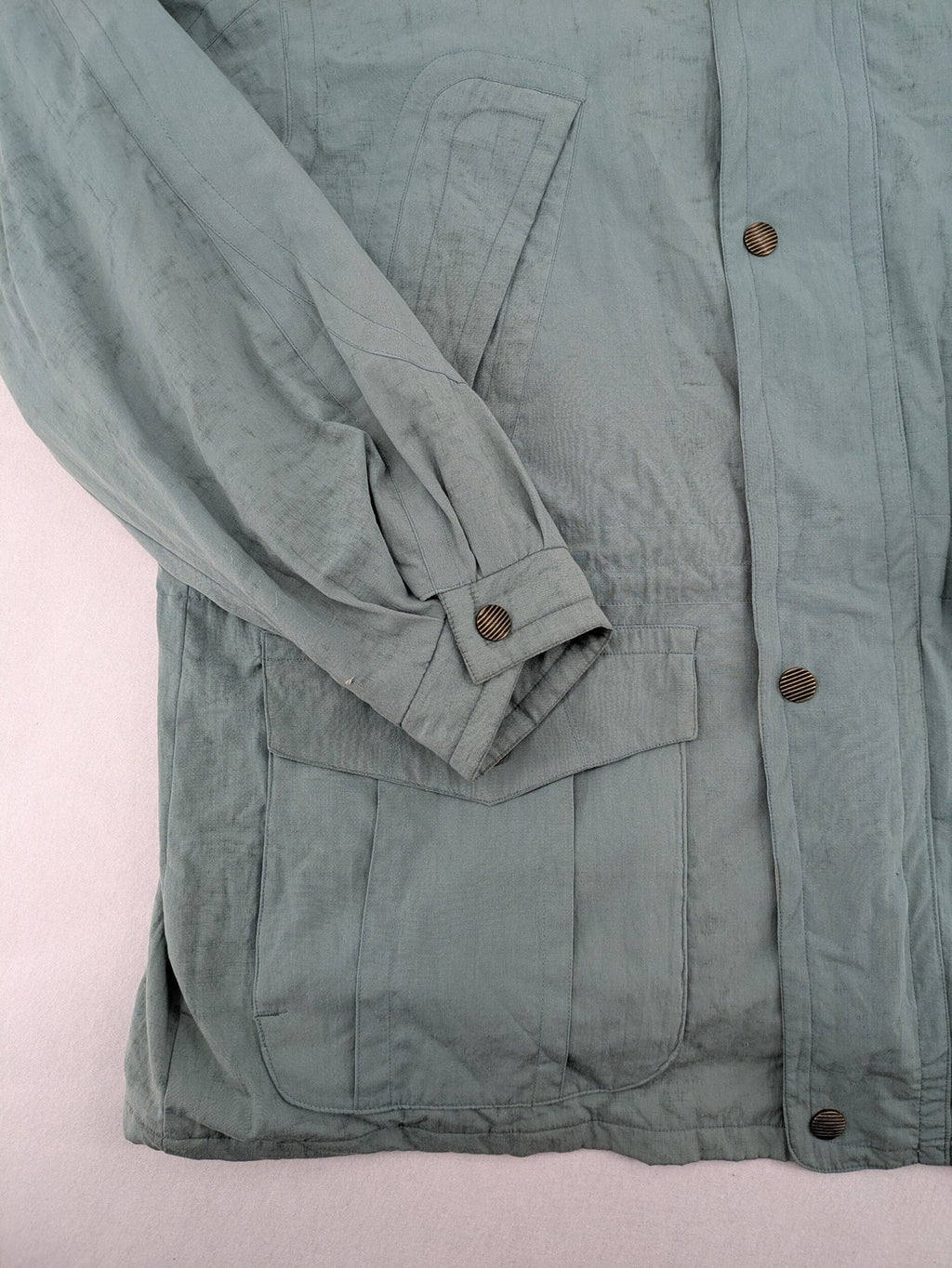 Klima green jacket vintage style, windproof, waterproof, with hidden hood and multiple pockets.