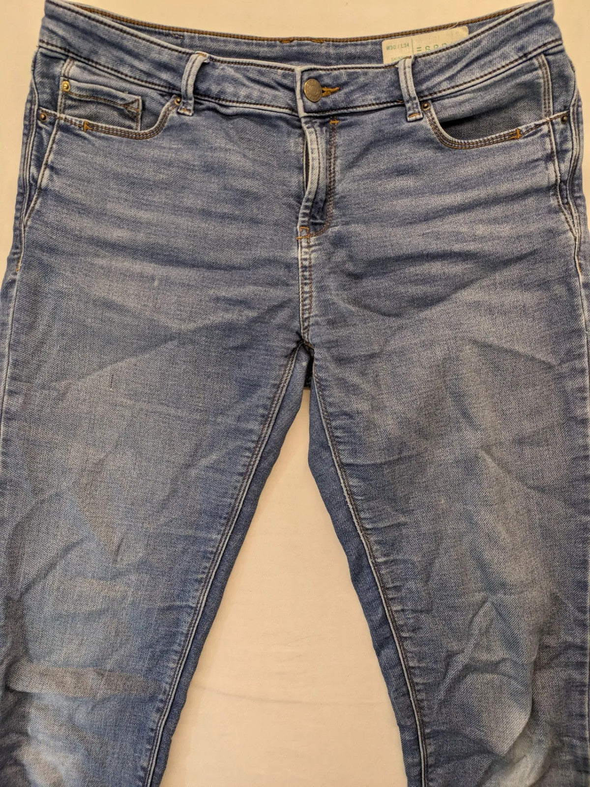 Esprit pink skinny jeans 5-pocket design with zipper, made from organic cotton blend.