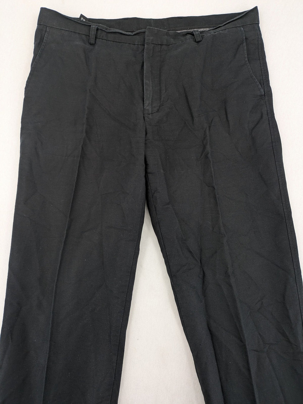 Angelo Litrico black trousers, classic straight cut, breathable linen-cotton blend.