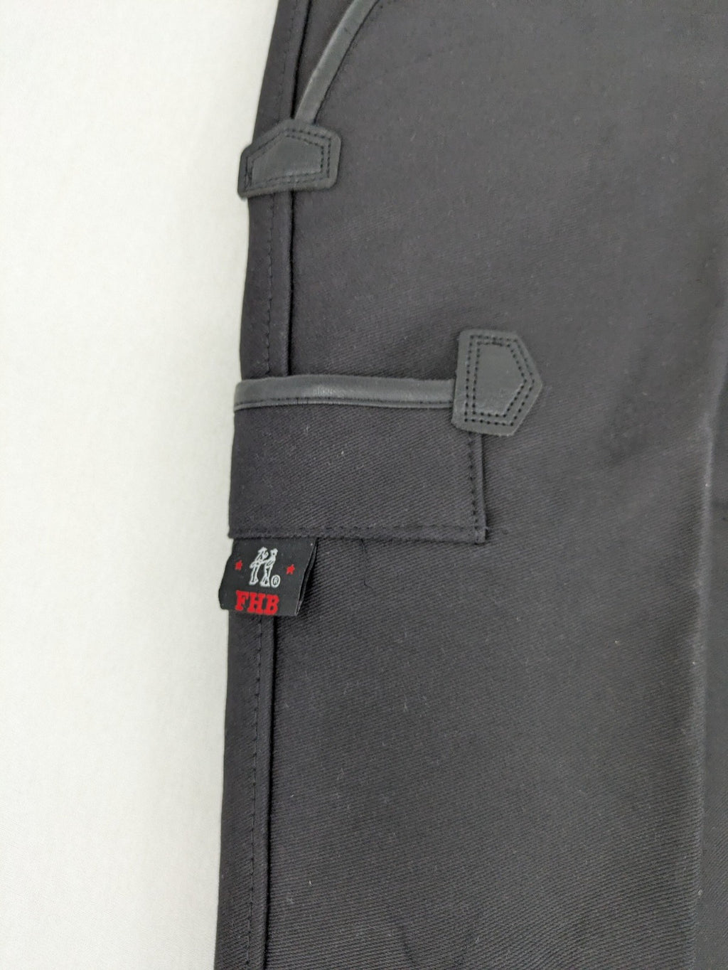FHB hunting pants grey with double zipper and leather reinforcements, made from 100% cotton.