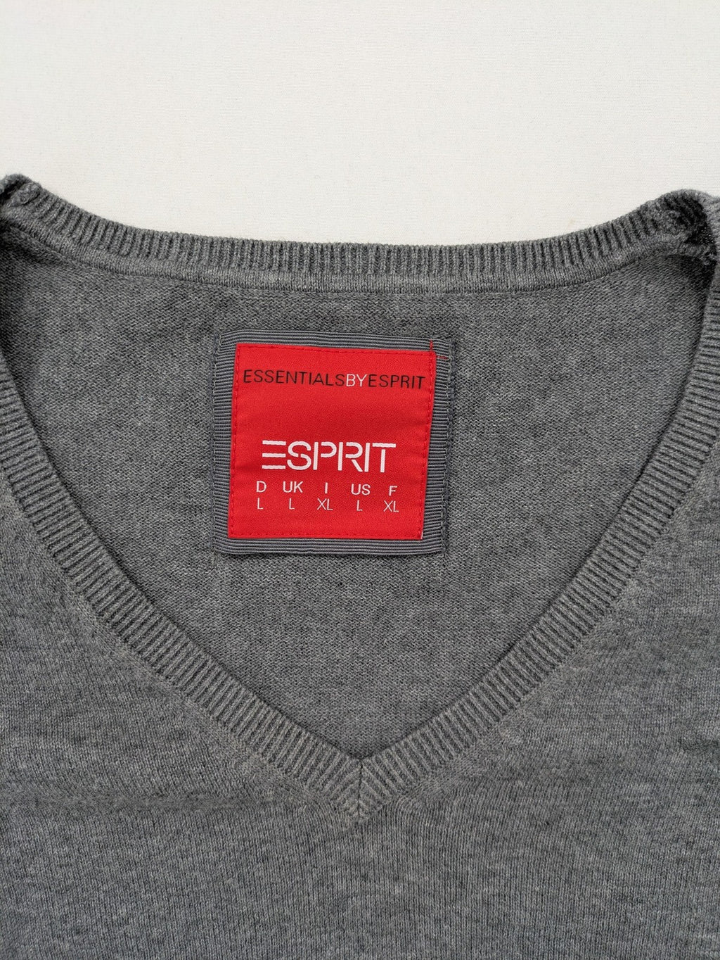 Esprit grey turtle neck jumper with V-neck, ribbed cuffs, 100% cotton.