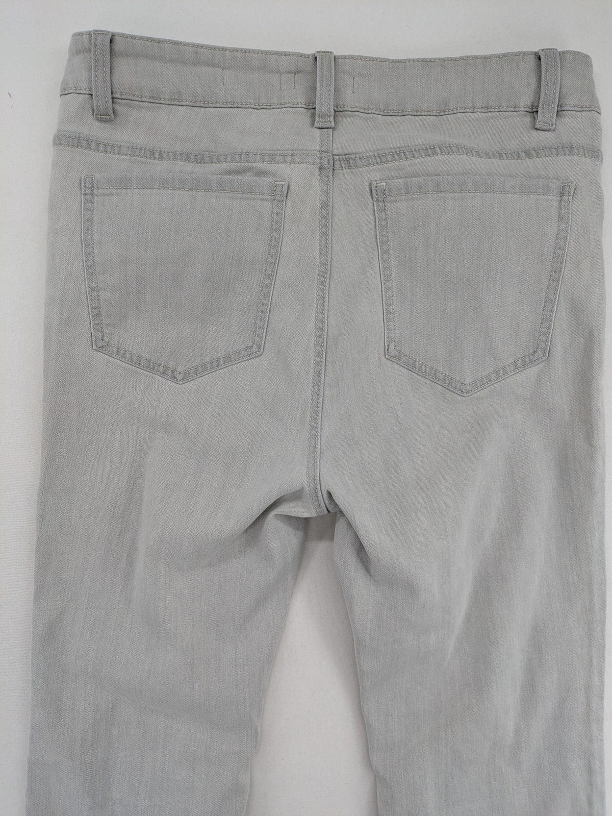 Laura Torelli grey straight jeans with classic 5-pocket design and slim fit silhouette.