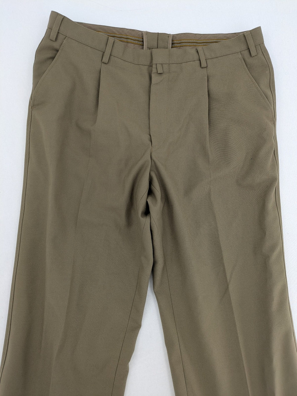 Bundeswehr khaki military uniform trousers with front pleats, zipper, and belt loops.