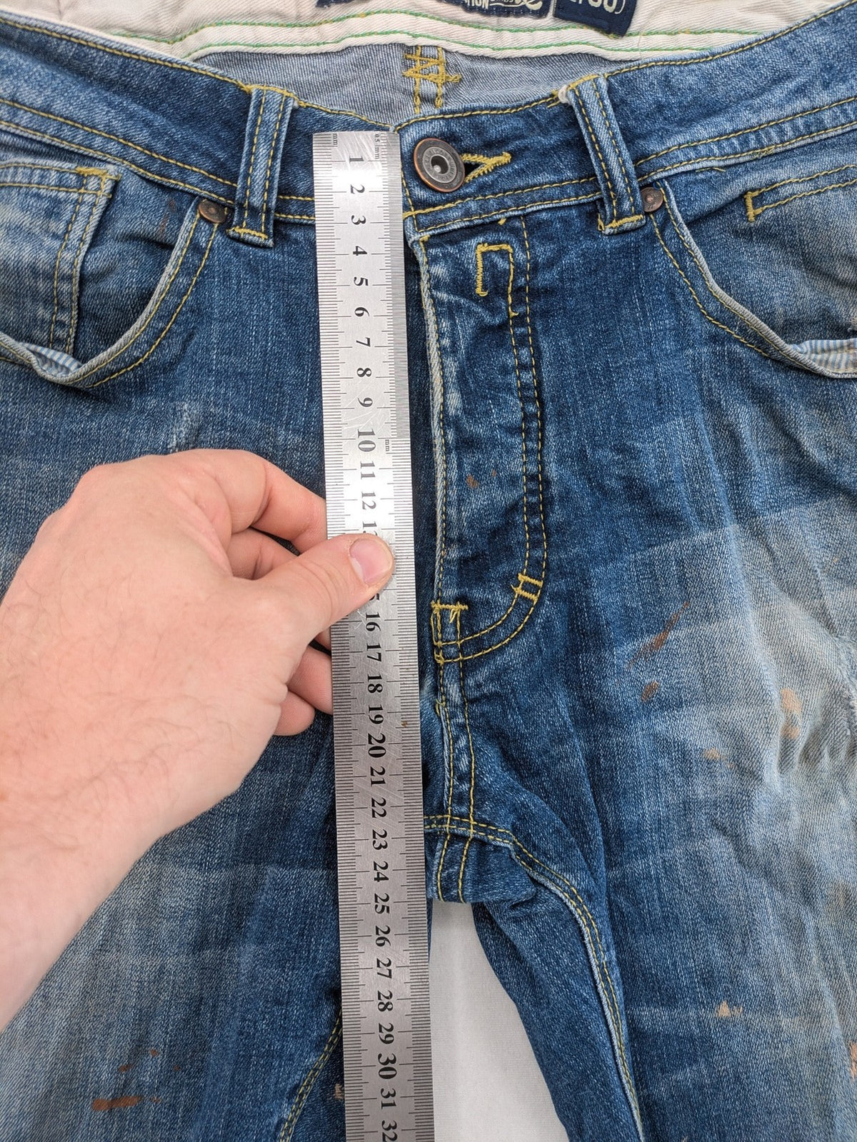 alcott skinny fit jeans blue distressed with button fly and strong wash details
