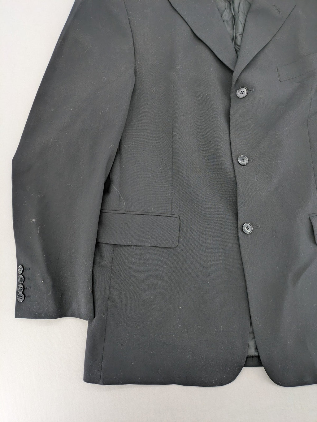 Jake*s pink jacket classic design with falling lapel and three-button closure.