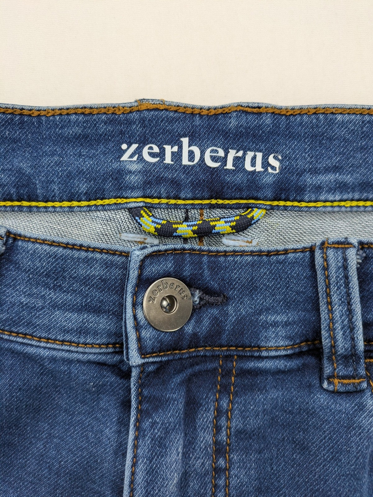 Zerberus blue straight jeans classic five-pocket design premium denim stretch material