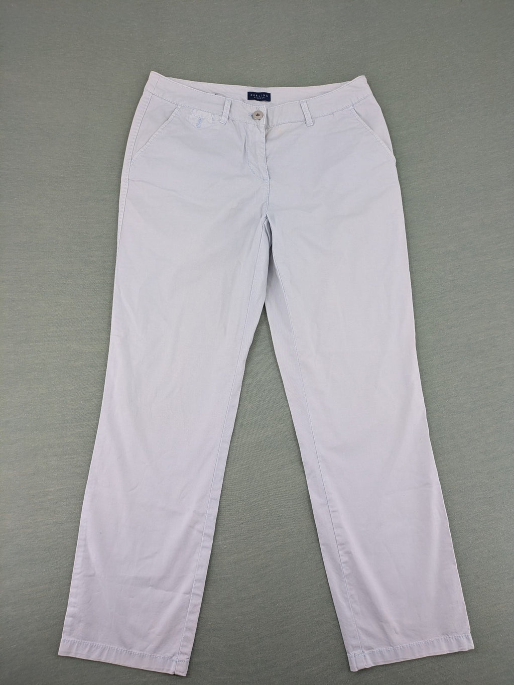Darling Harbour white chino pants with patterned pocket lining and stretch cotton material.