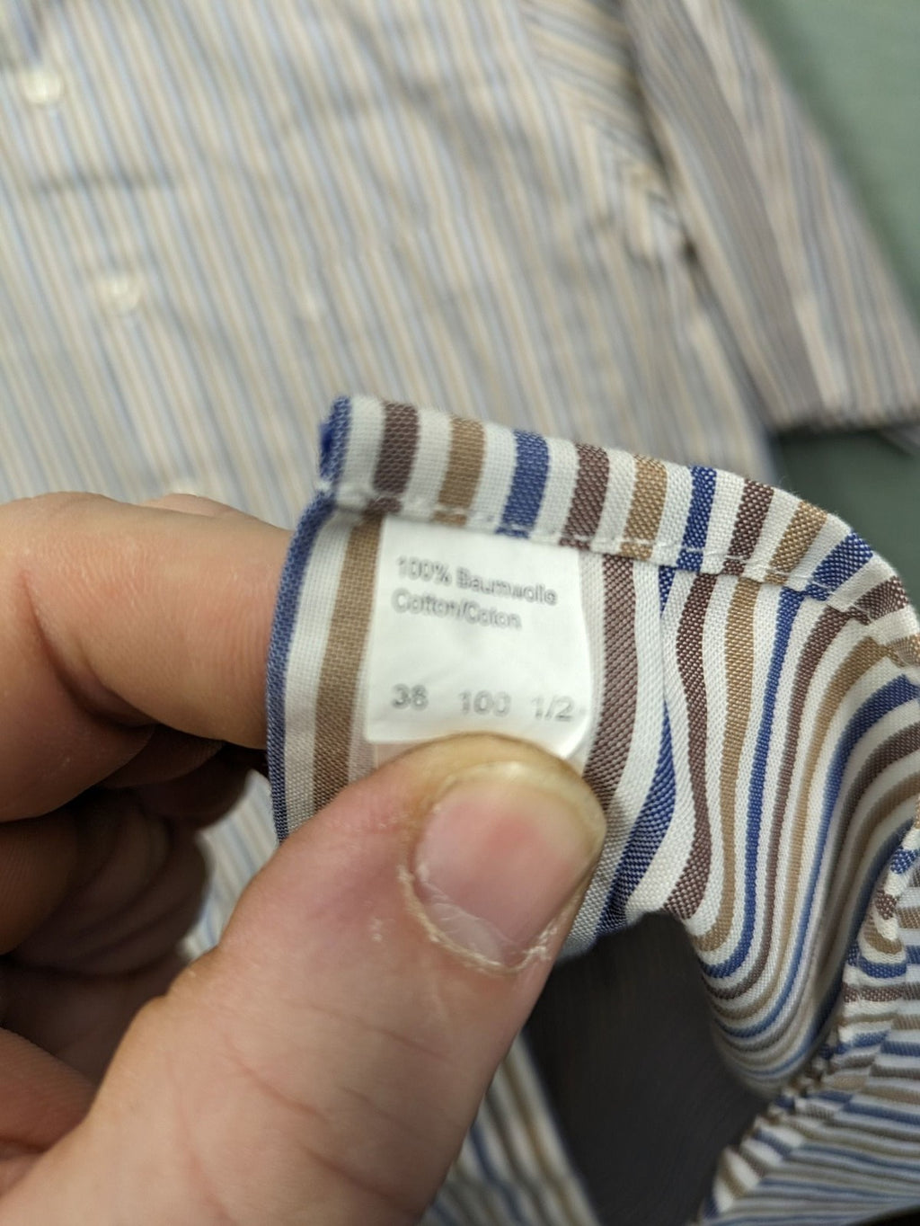 Seidensticker beige button-up shirt vertical striped pattern blue and brown, cotton material.