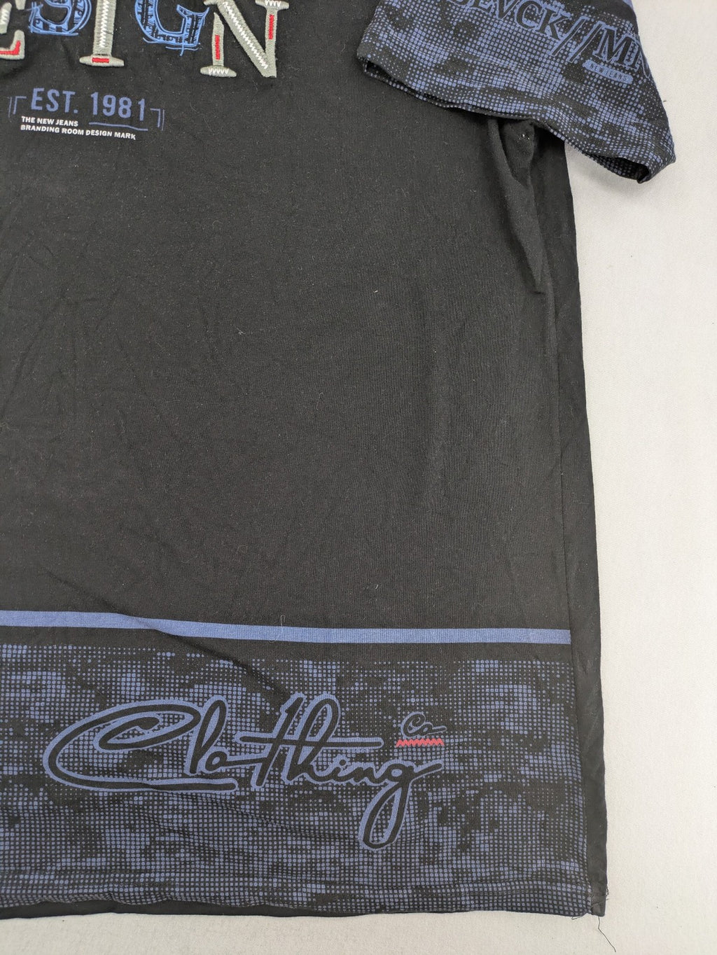 Pedro multi graphic t-shirt size 5XL with embroidered design and contrasting sleeve patterns.