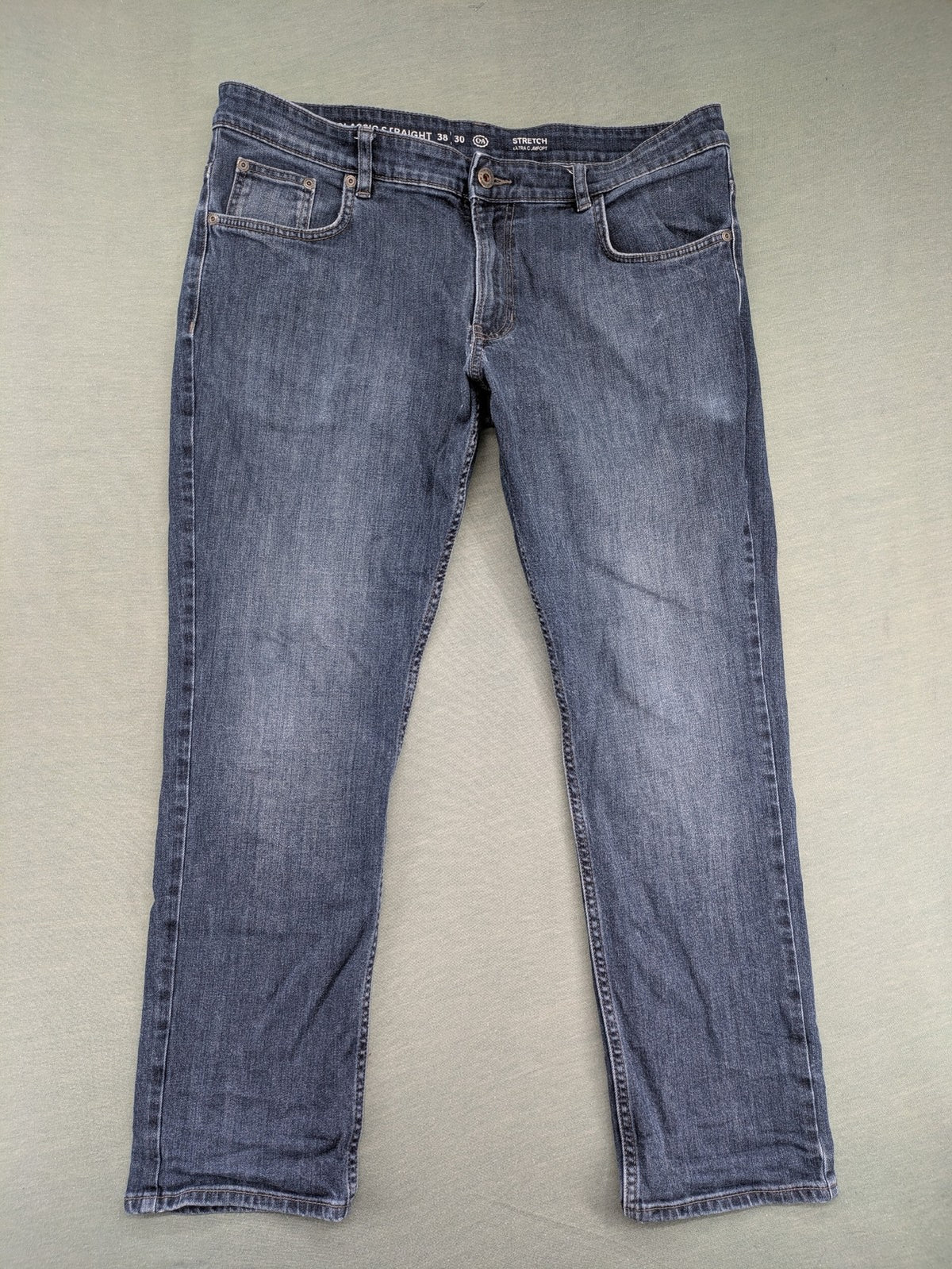 C&A blue straight jeans with classic 5-pocket design and stretch denim material.