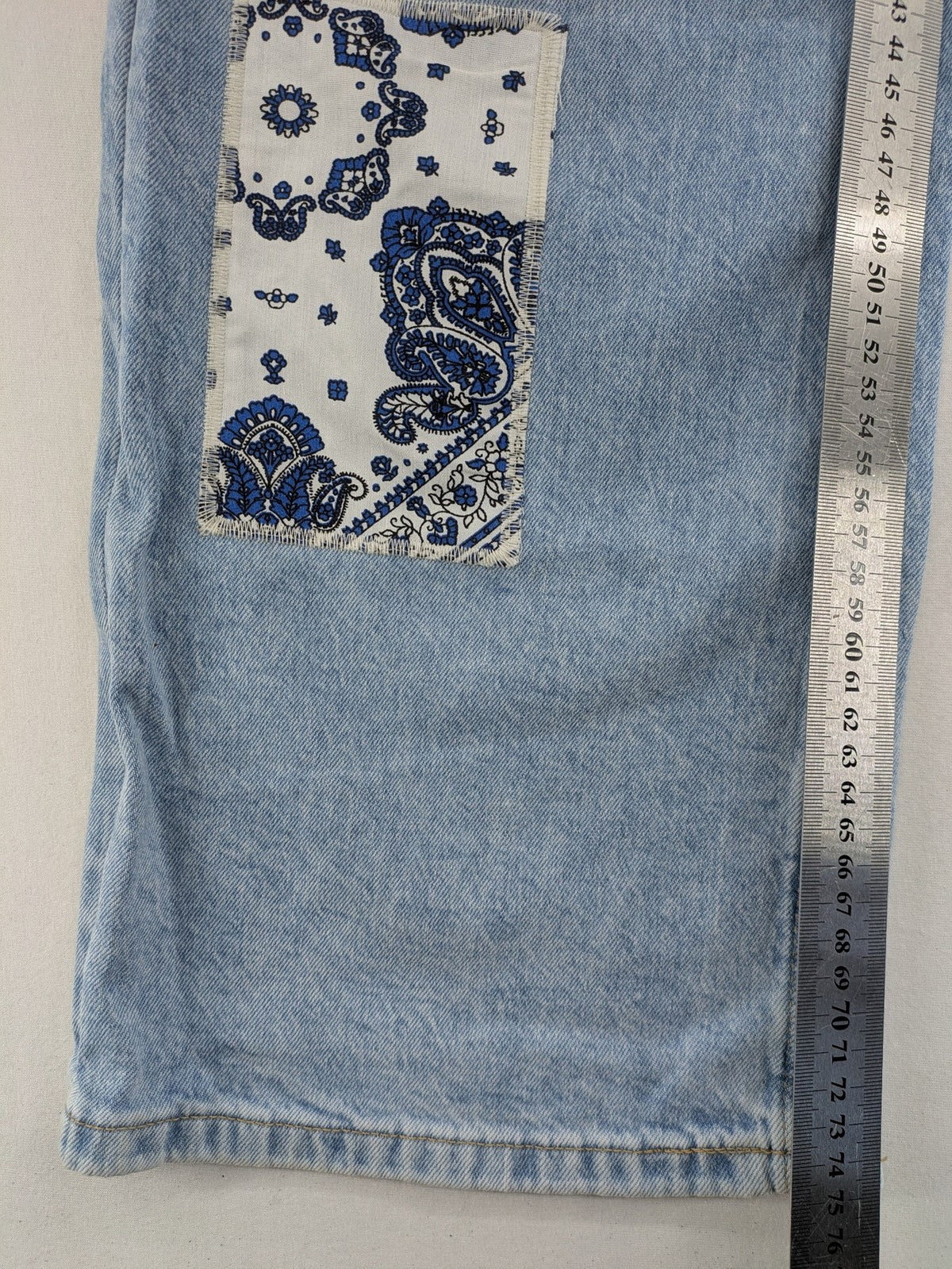 H&M wide leg high waist jeans beige blue white patchwork design with light wash