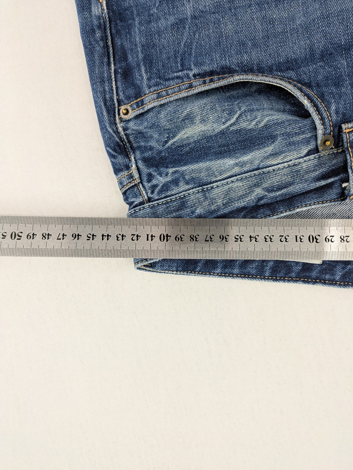 GANT Rugger blue straight leg jeans medium wash, classic button fly, durable cotton denim.