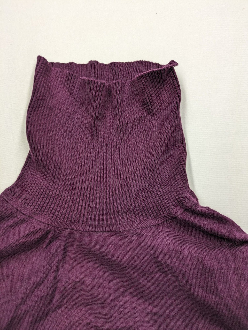 Watsons turtle neck jumper burgundy fine knit with ribbed collar and tag.