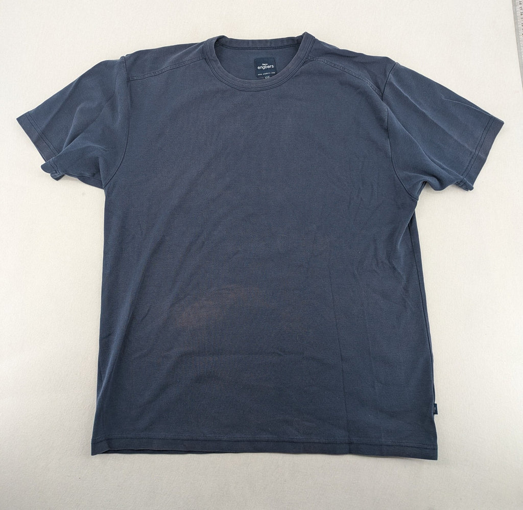 Engbers navy short sleeve t-shirt, round neck, soft cotton, classic design.
