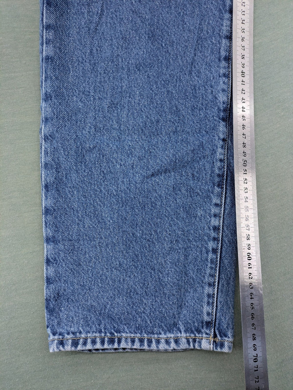 C&A blue straight jeans relaxed fit classic 5-pocket design durable denim material