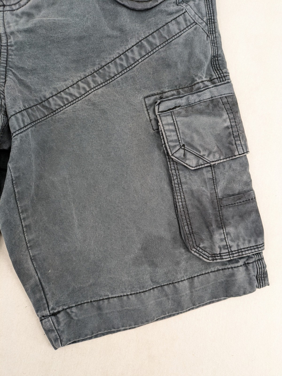 Antargo grey cargo shorts washed finish multi-pocket design durable cotton