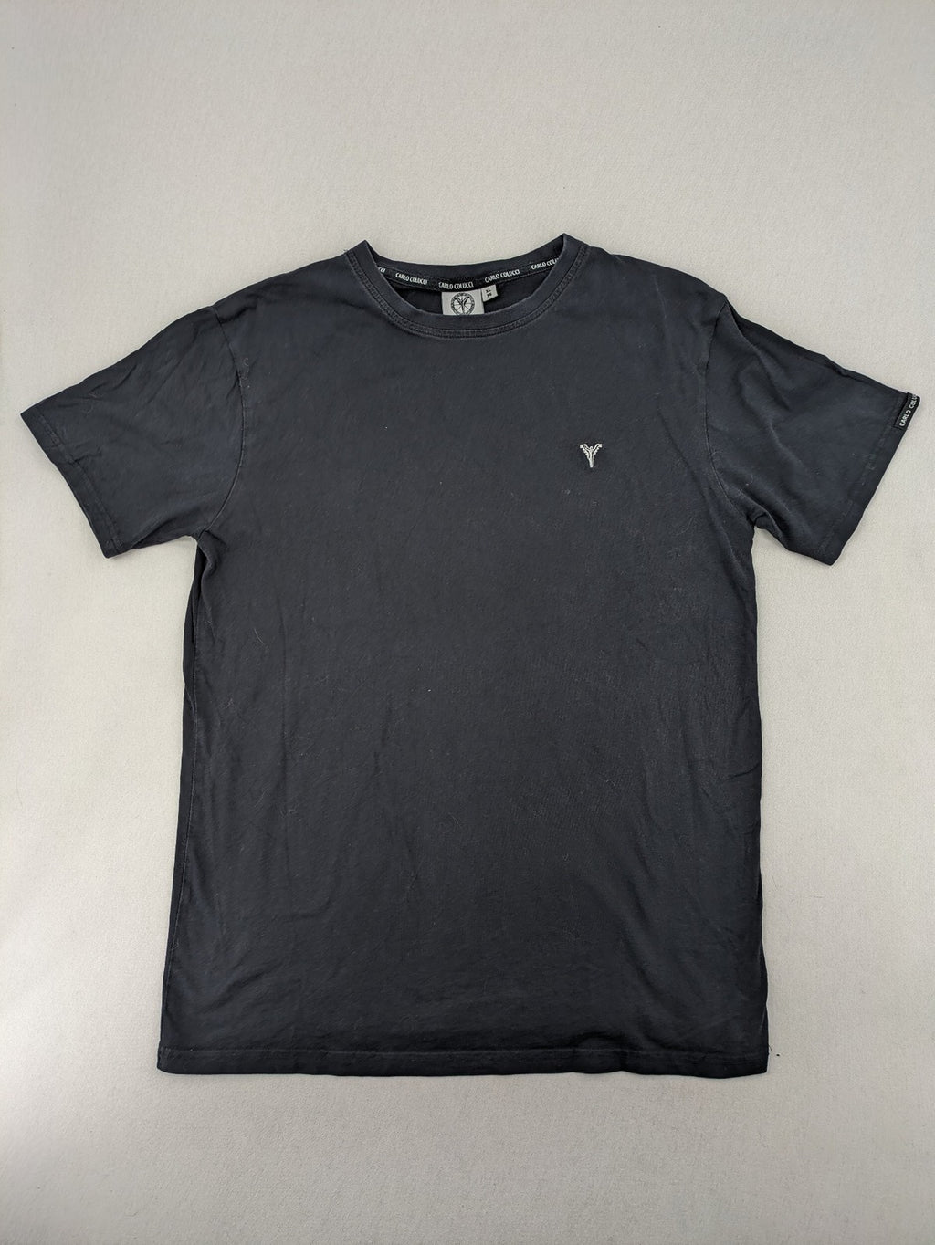Carlo Colucci grey t-shirt with embroidered logo on chest and brand label details.