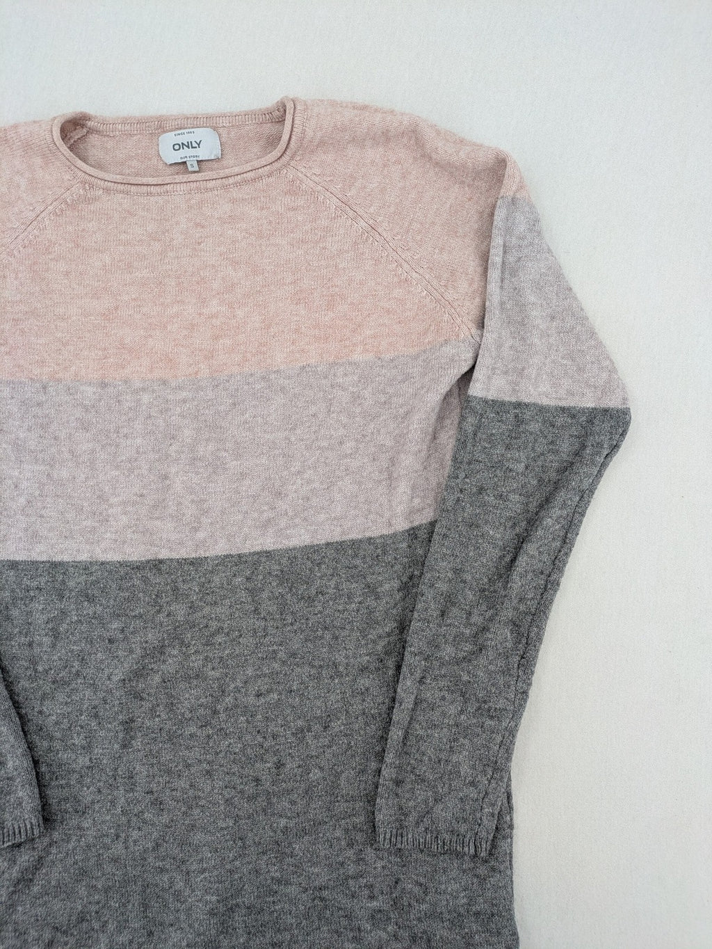Only turtle neck jumper grey and orange colorblock design with long sleeves and round neckline.