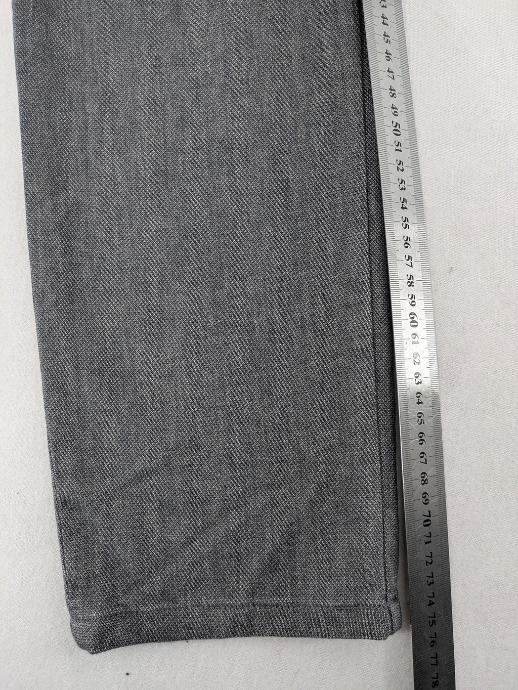 ALBERTO grey tapered fit chinos with elastic drawstring and two-tone wool texture.