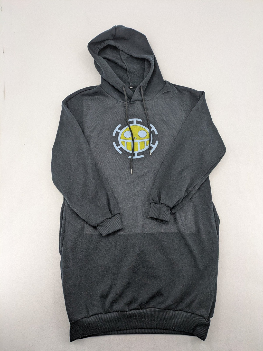 One Piece long hoodie black featuring Trafalgar Law's Jolly-Roger logo and drawstring hood.