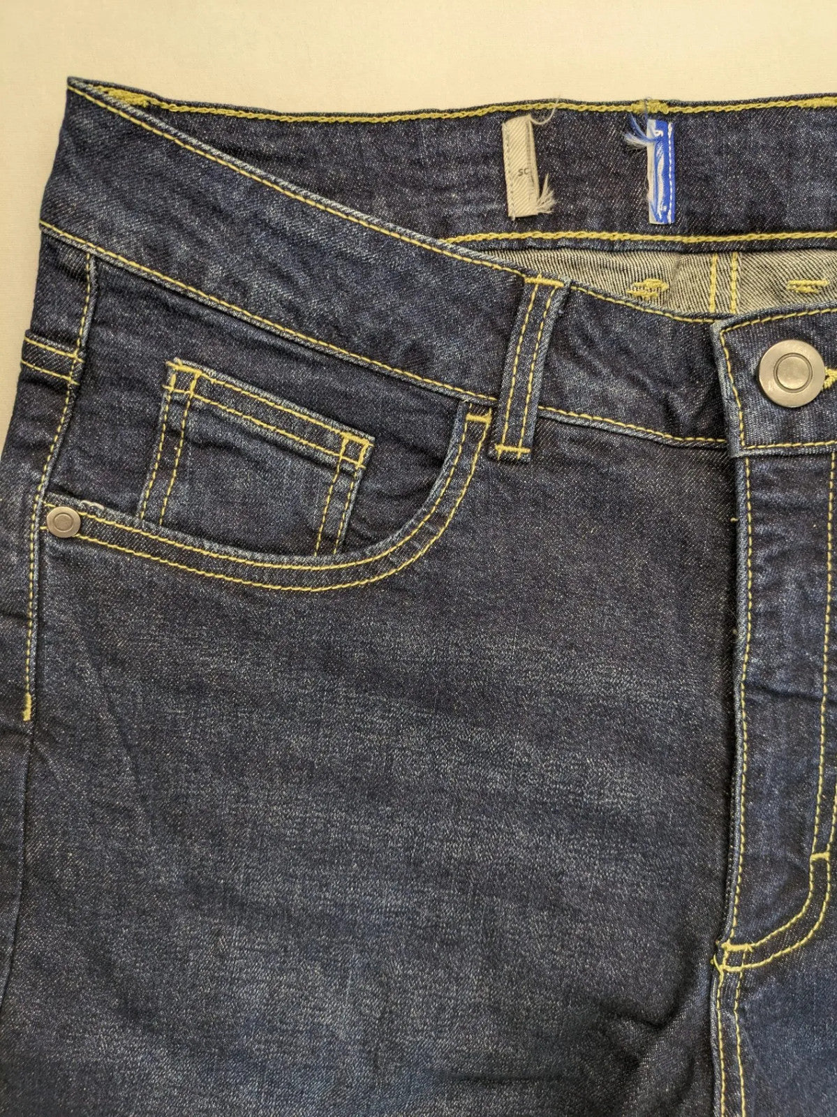 Lidl blue straight jeans classic 5-pocket design, made from organic cotton with stretch.