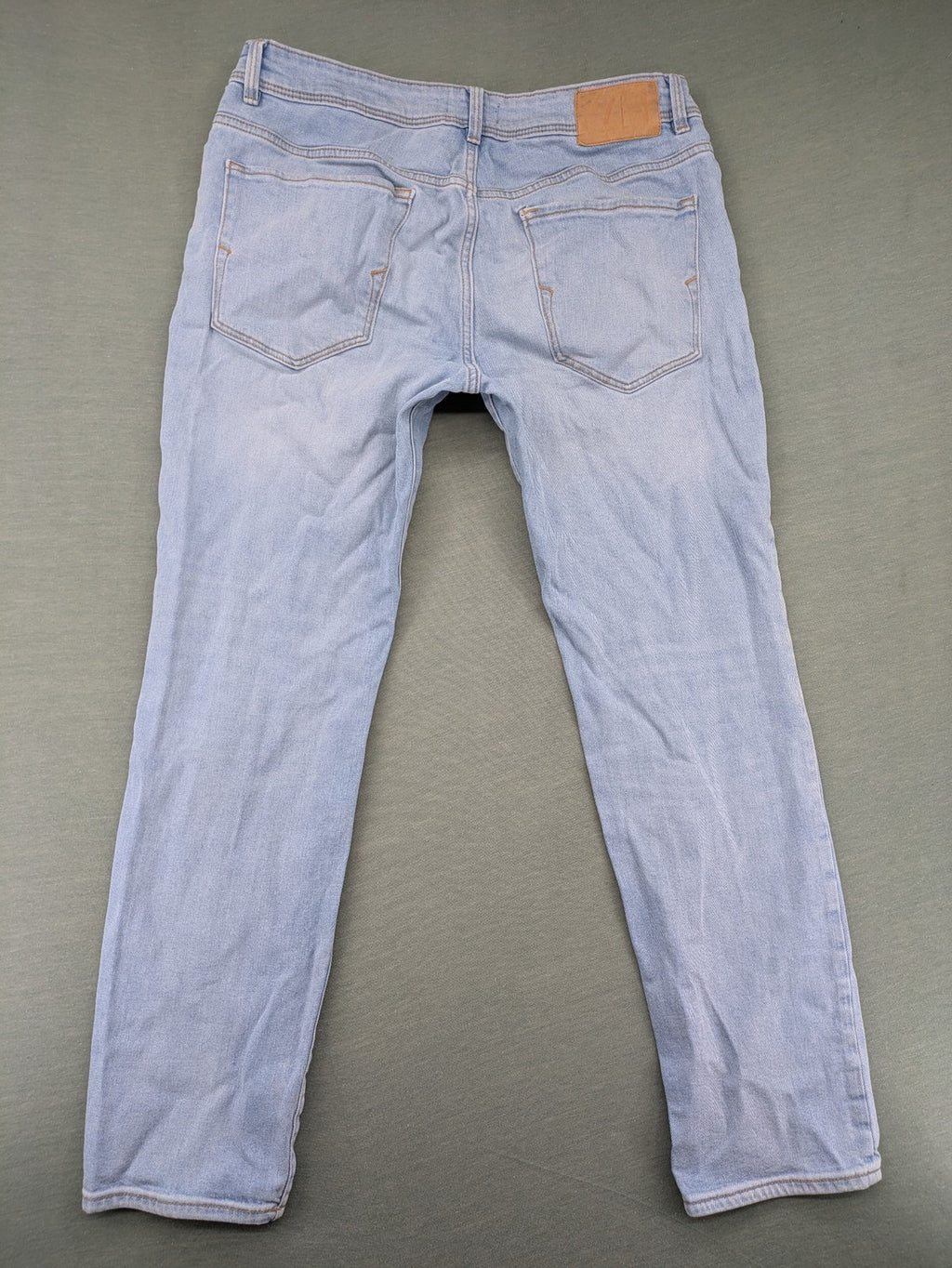 Selected Homme blue straight jeans classic five-pocket design made from 100% organic cotton