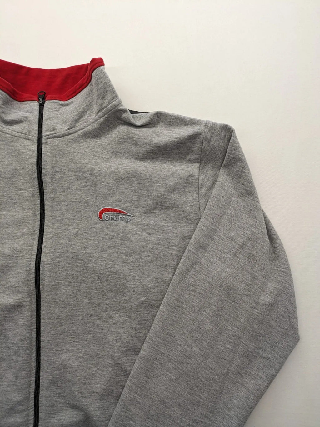 Cramp Sport grey training jacket XXL with red collar and embroidered logo.
