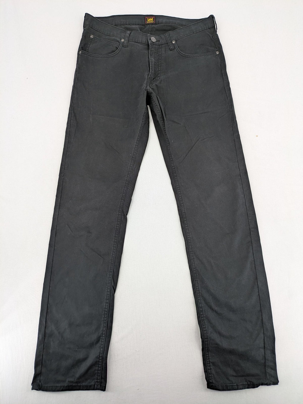 Lee straight jeans grey classic 5-pocket design with zip fly and subtle branding.