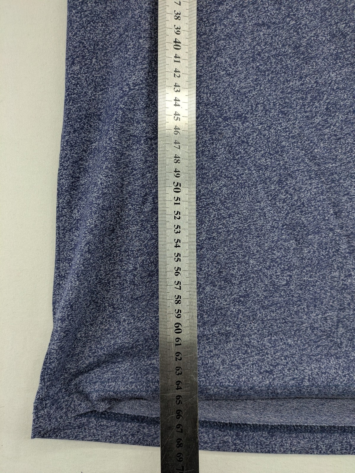 G-Star Raw blue melange t-shirt with round neck and logo chest pocket.