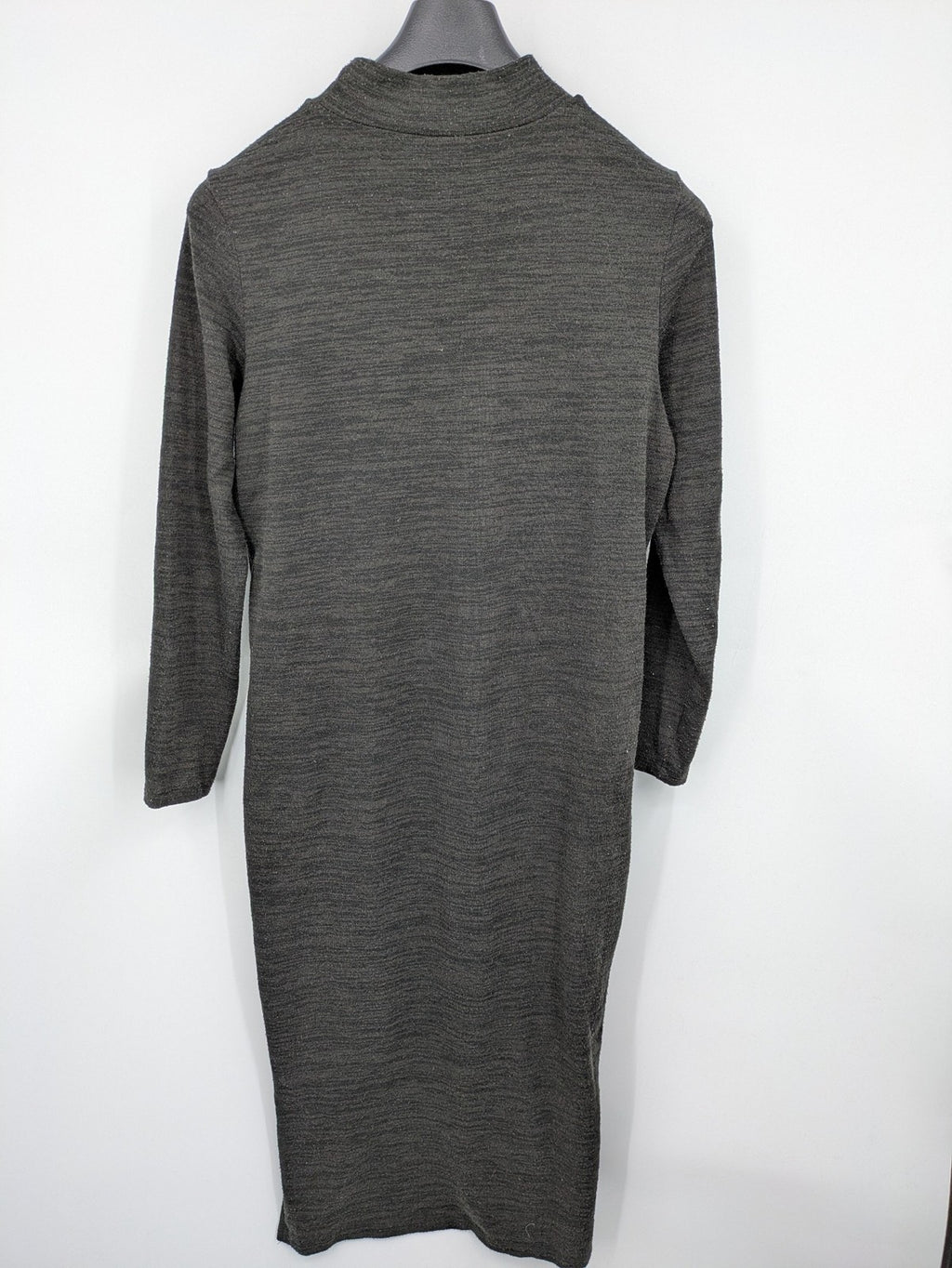 Vero Moda grey midi dress with long sleeves, standing collar, and side slits.