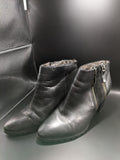 Tamaris black leather ankle boots with block heels and side zippers, size 39.