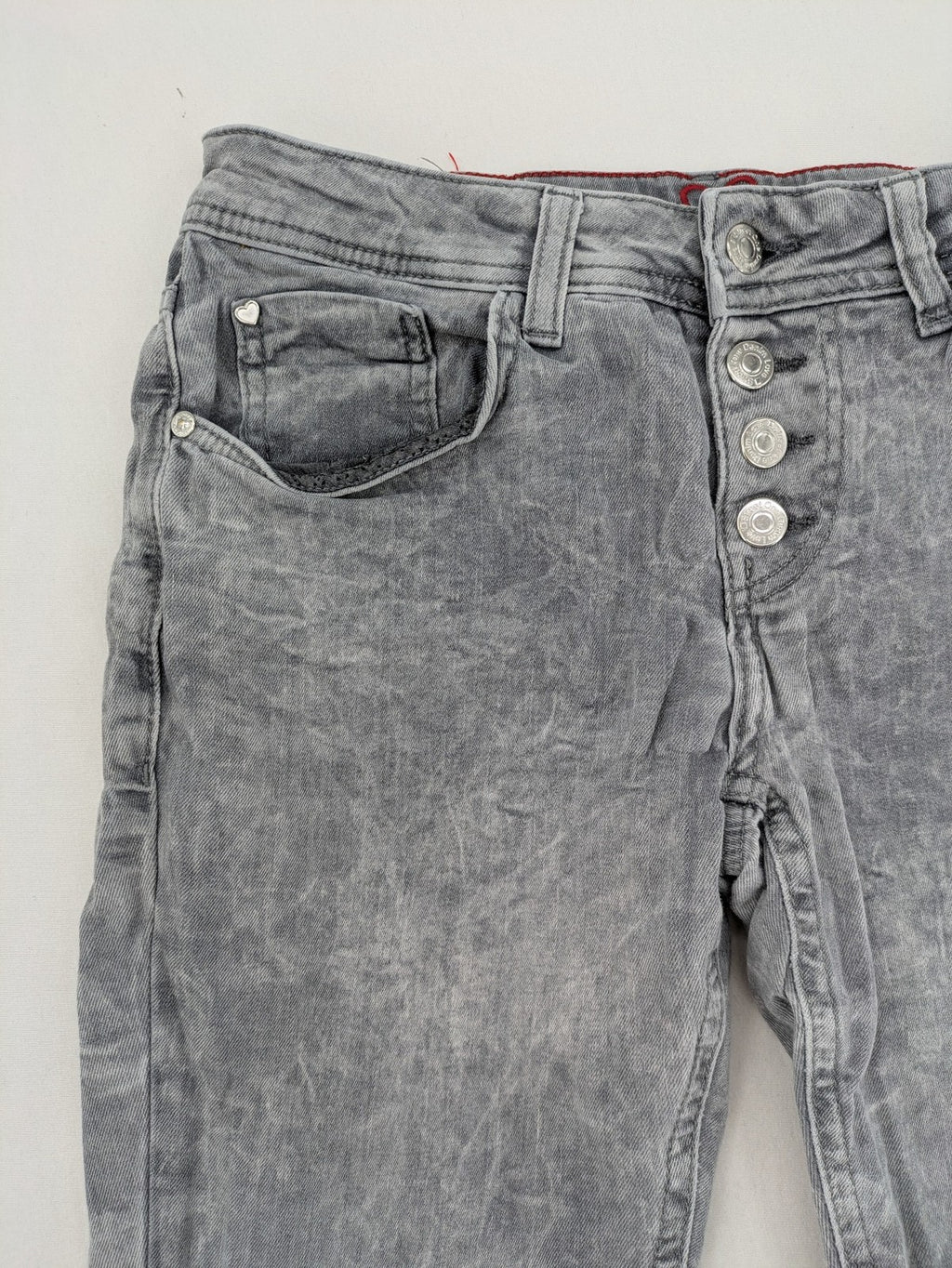 Street One grey straight jeans with button fly, used look, slim fit, cotton blend.