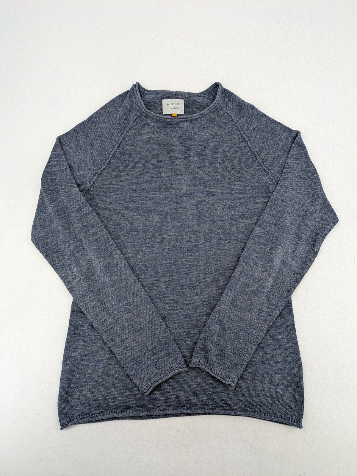 Blend turtle neck jumper blue melange with long raglan sleeves and fine ribbed edges.