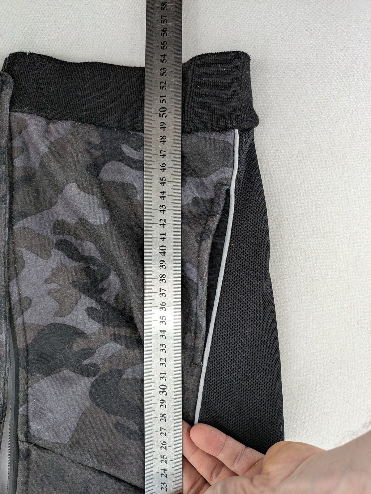 Everlast black grey camouflage jacket with full zip and attached hood.