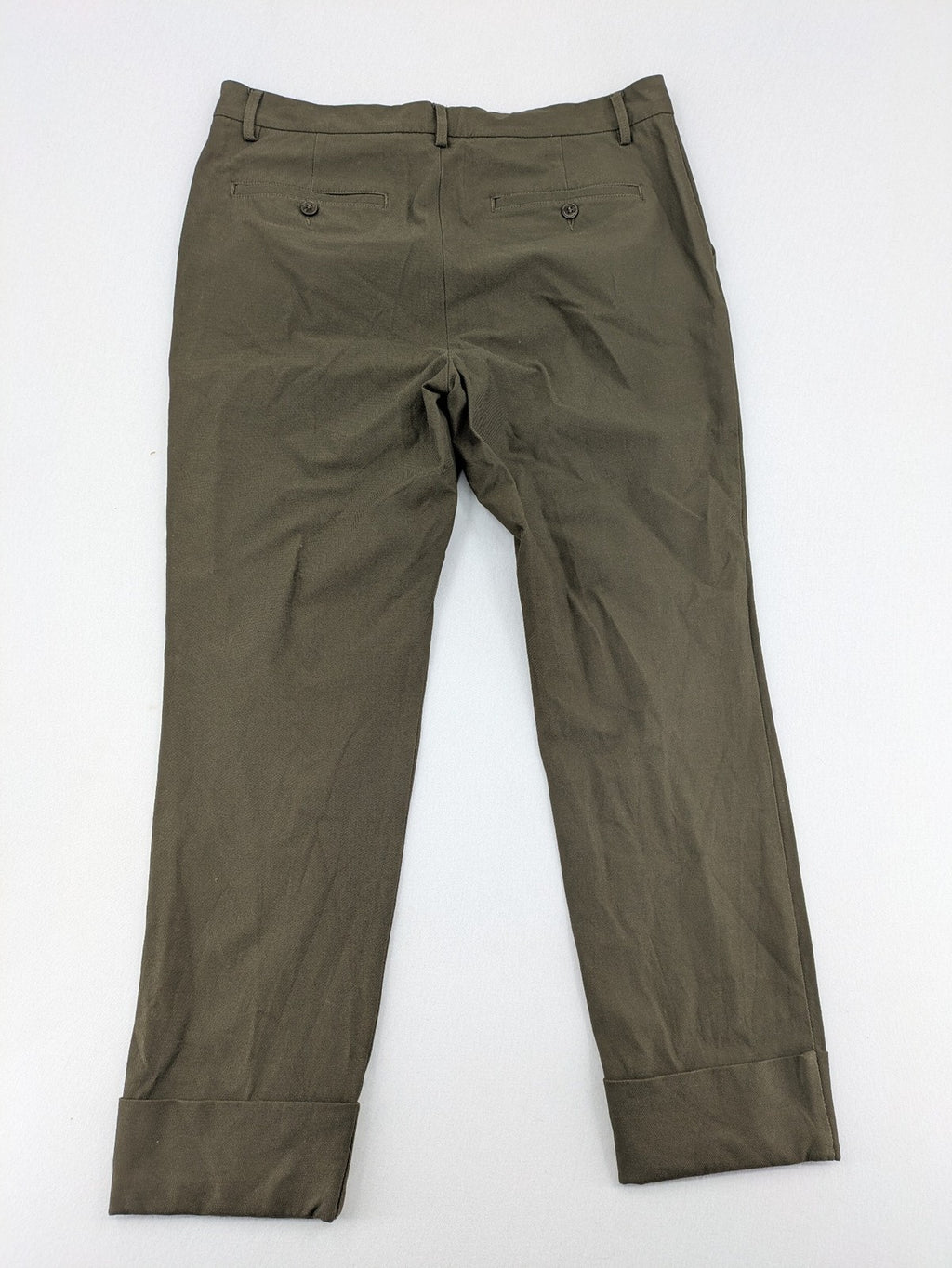 CLOSED khaki pants with vertical seam details and stretch waistband, made from cotton blend.