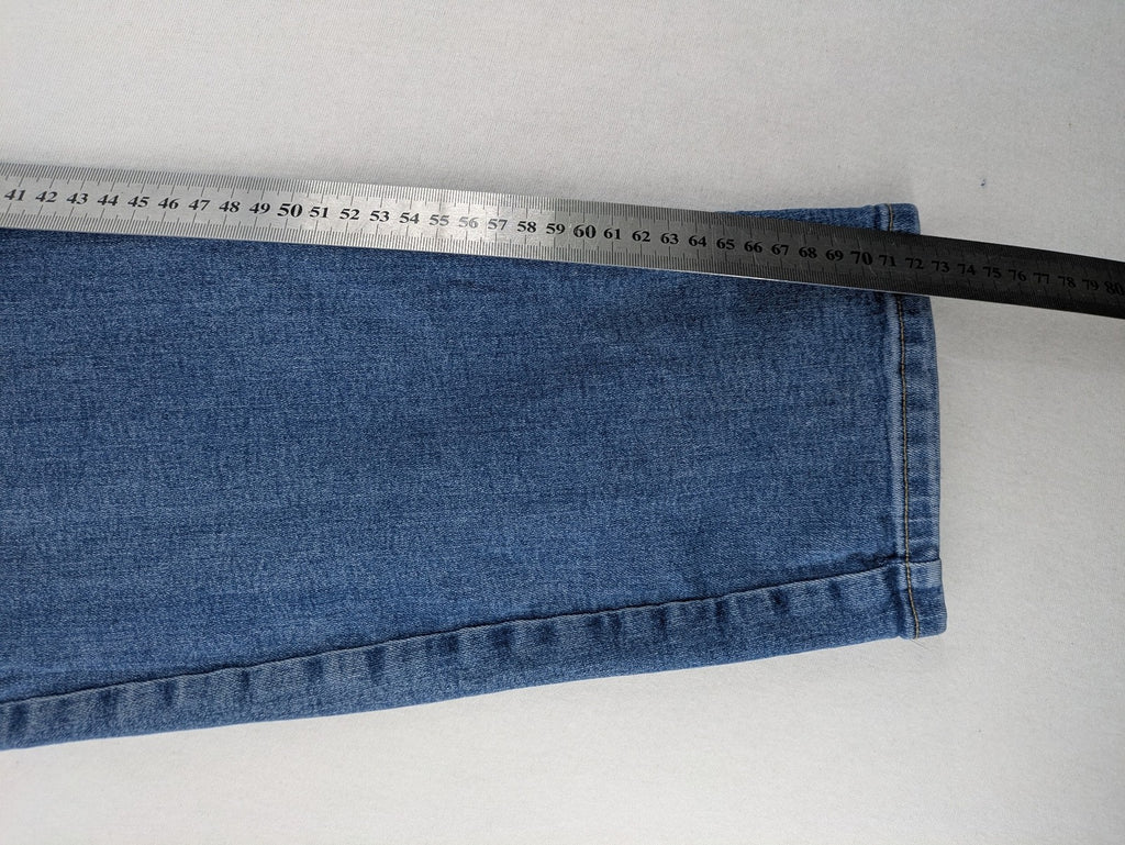 C&A blue skinny jeans with classic 5-pocket design and cotton-stretch material.