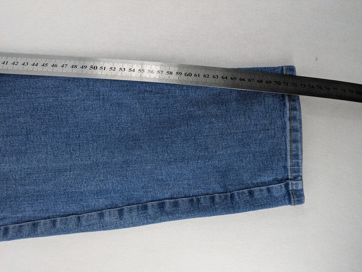 C&A blue skinny jeans with classic 5-pocket design and cotton-stretch material.