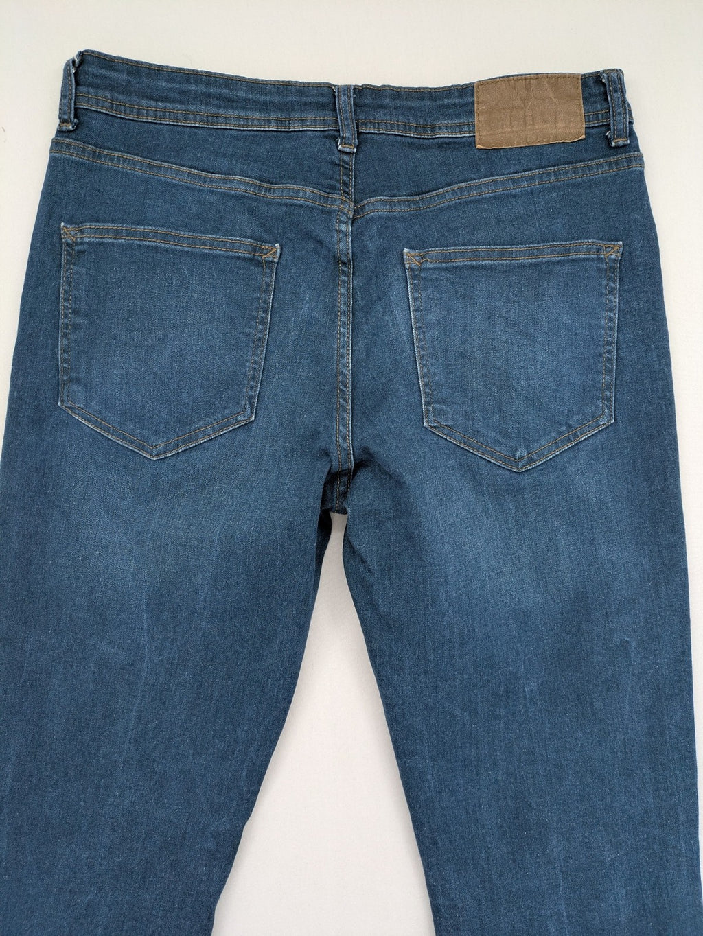 Denim & Co. blue straight fit jeans, classic 5-pocket design, button fly, cotton blend.
