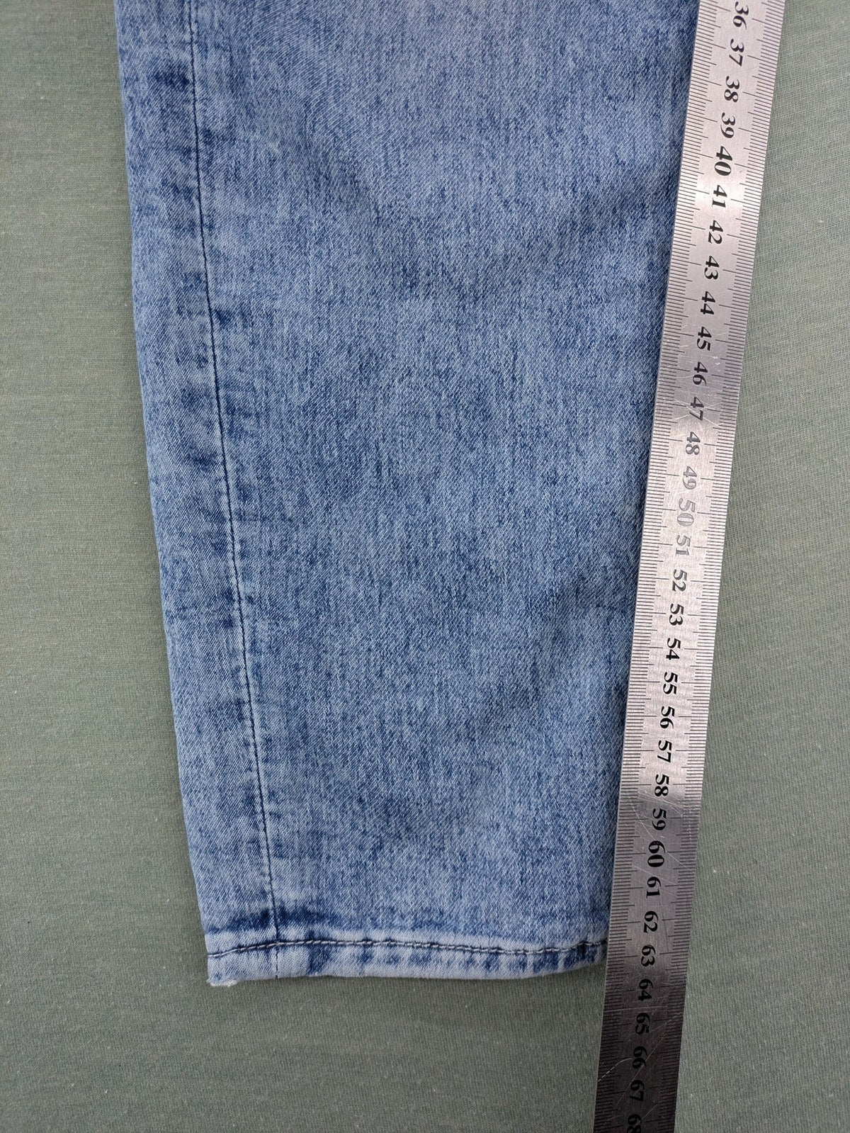 H&M blue straight jeans relaxed fit with adjustable elastic waistband and drawstring.