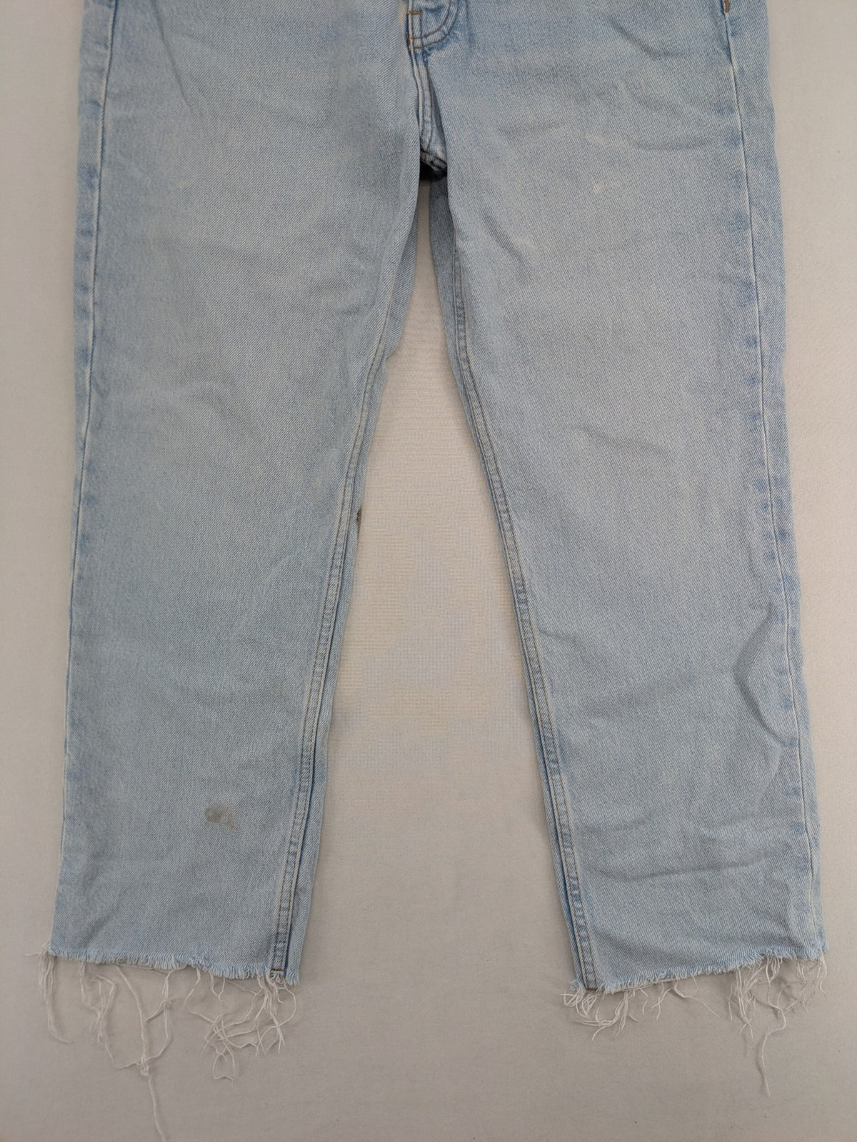 MNG blue high waist mom jeans with raw hem and five-pocket style.