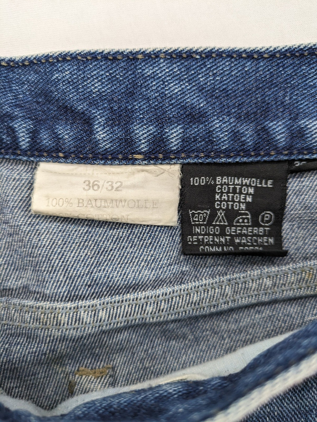 Cable Car Clothiers blue straight jeans classic fit 100% cotton medium wash