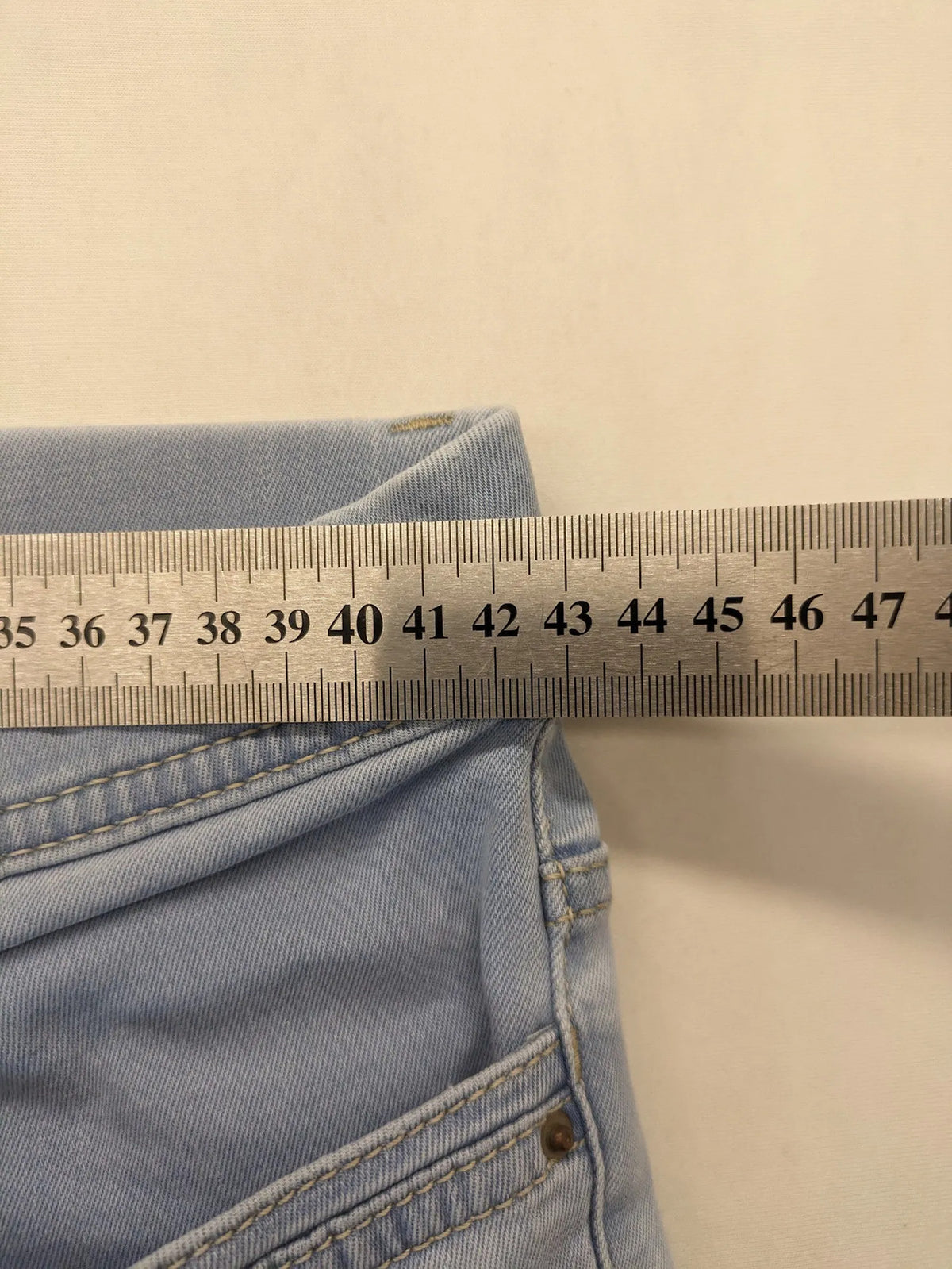 Zerres blue straight jeans 5-pocket style with stretch fabric and logo detail.