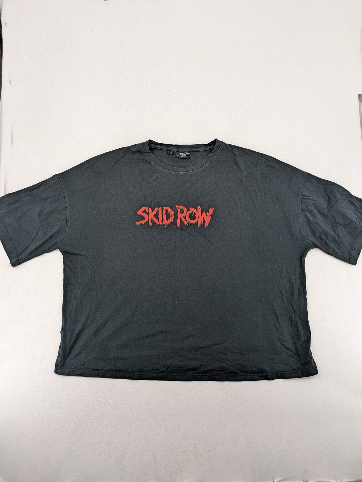 bpc bonprix collection grey oversized t-shirt red Skid Row band logo, GOTS-certified cotton